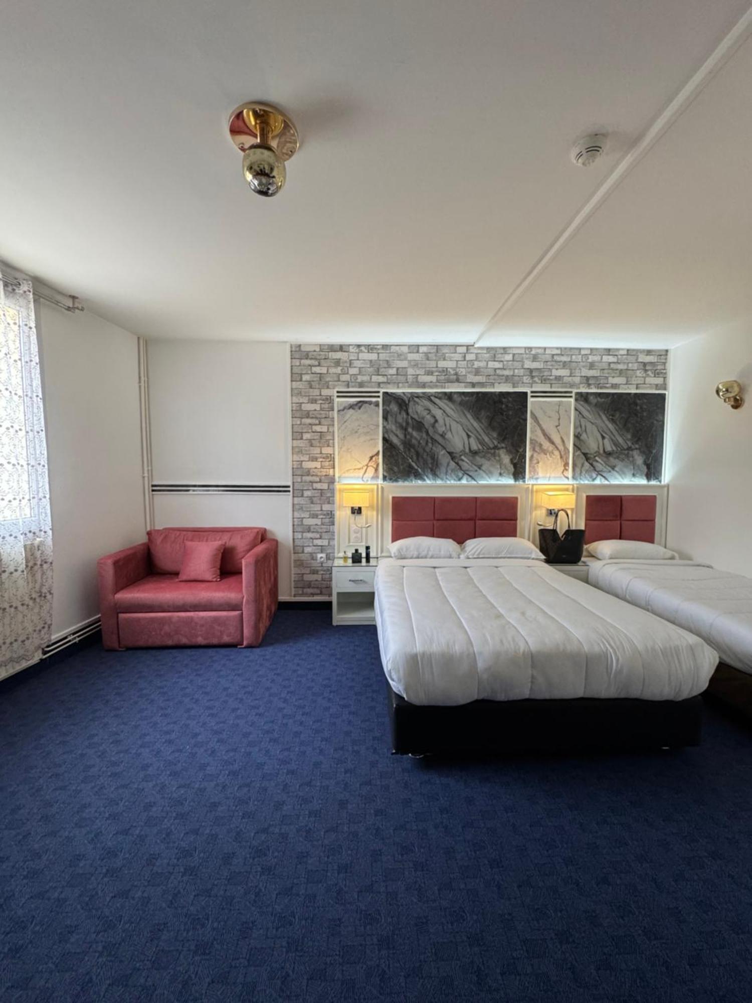 Hotel Grand Paris 维勒瑞夫 外观 照片